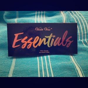 Violet Voss Essentials Eyeshadow
